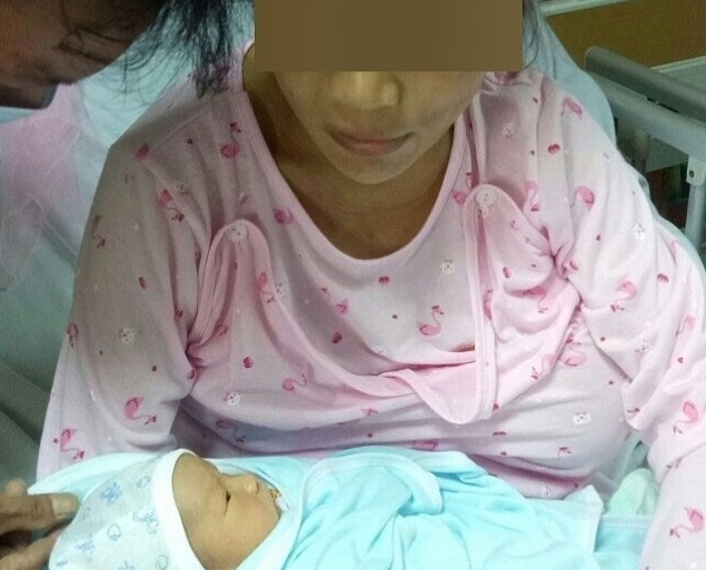 Sản phụ kiên trì sinh con ở tuần 36 rồi mới tiến hành phẫu thuật loại bỏ u vú.