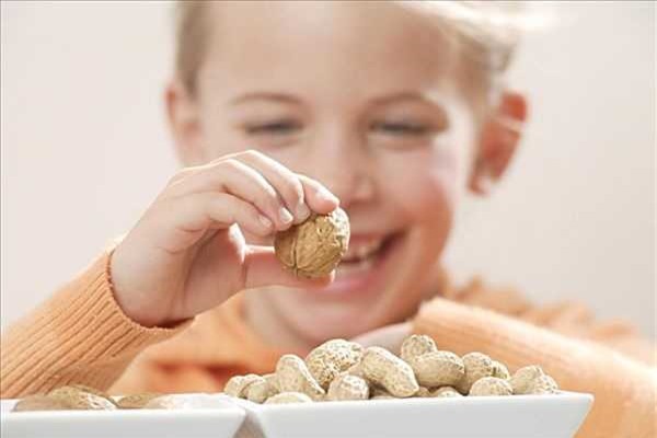 Đậu phộng tốt cho sự phát triển trí não của trẻ nhỏ