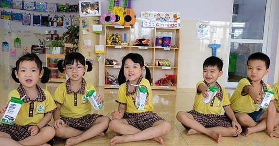 Viện Dinh dưỡng Quốc gia: Cần thiết bổ sung 21 vi chất trong sữa học đường