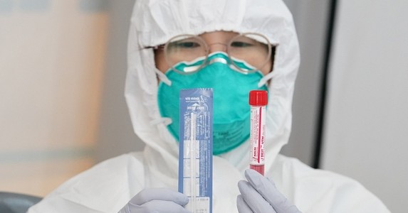 Hàn Quốc chấp nhận thử thuốc Covid-19