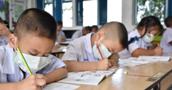 Cách giúp trẻ phòng Covid-19