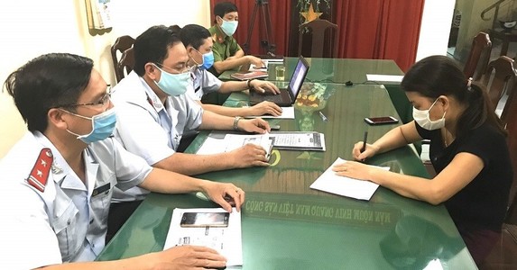 Tung tin “5 máy bay phun diệt trừ coronavirus”, 8X ở Huế bị phạt 10 triệu