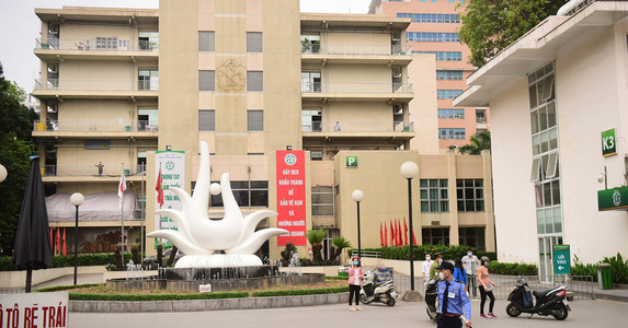 9.000 người phải giám sát vì từng đến Bệnh viện Bạch Mai