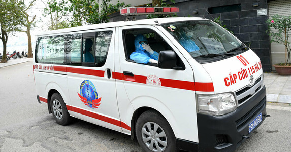 89 y bác sĩ của 4 bệnh viện phải cách ly