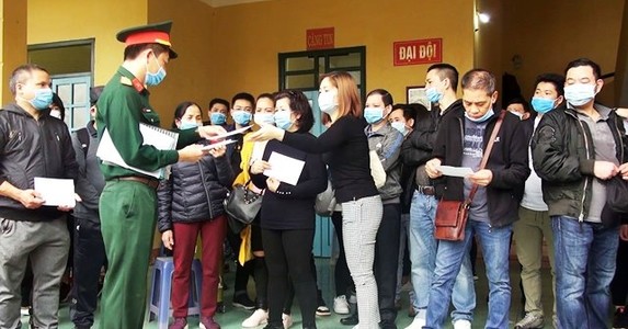 80 công dân trở về từ Đức hoàn thành thời gian cách ly tại Hòa Bình