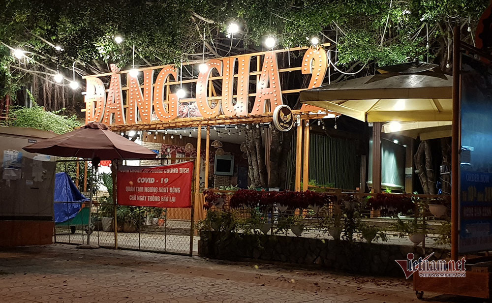 Đường vắng hoe ngày cách ly 'giai đoạn 2', kể cả nơi nguy cơ thấp