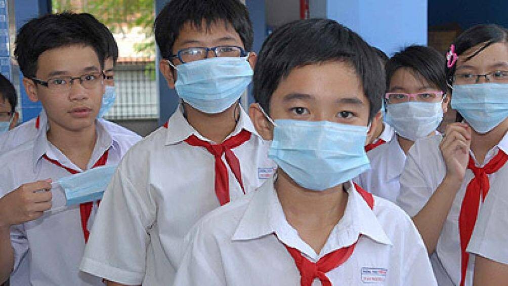 Nới lỏng giãn cách xã hội, học sinh, giáo viên đến trường cần lưu ý gì?