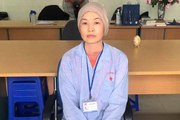 Người phụ nữ buôn đồng nát 10 năm chiến đấu ung thư