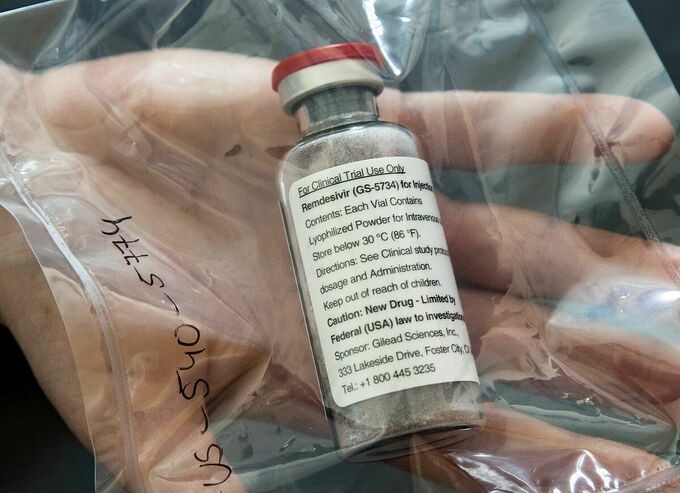 Thuốc remdesivir đang trong quá trình thử nghiệm tại Bệnh viện Đại học Eppendorf, Đức. Ảnh: Reuters