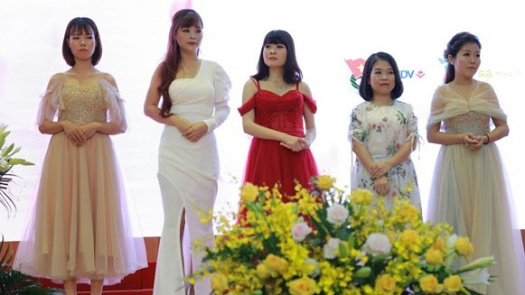 Nặng 38kg, người phụ nữ Nam Định trở thành hoa hậu Thalassemia
