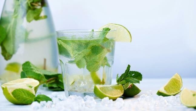 5 thức uống giảm mụn