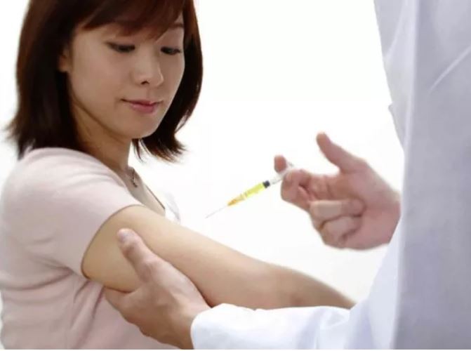 Tiêm phòng là biện pháp hữu hiệu để phòng bệnh dại.