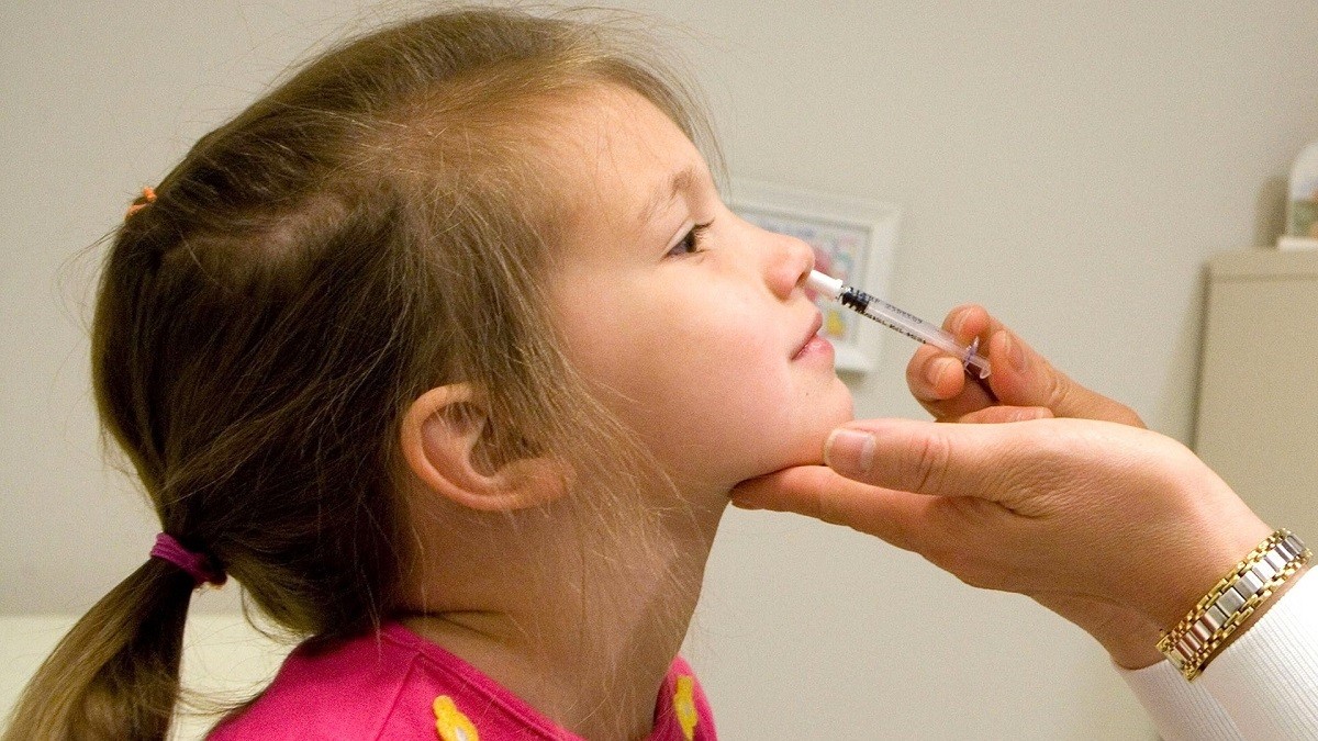 Nghiên cứu vaccine nCoV dạng xịt mũi, thuốc hít