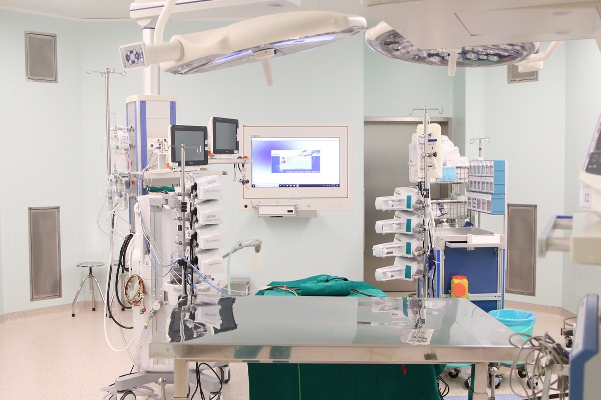 'Phòng mổ siêu sạch' để tách hai bé được vô khuẩn thế nào?