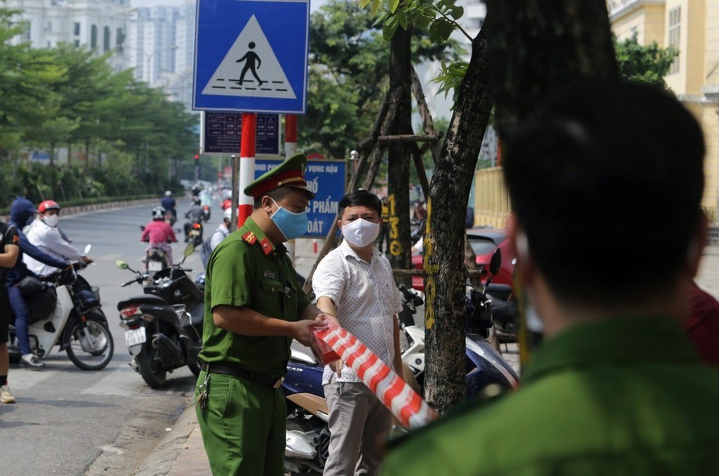 Hà Nội khoanh vùng nơi có ca nghi nhiễm Covid-19