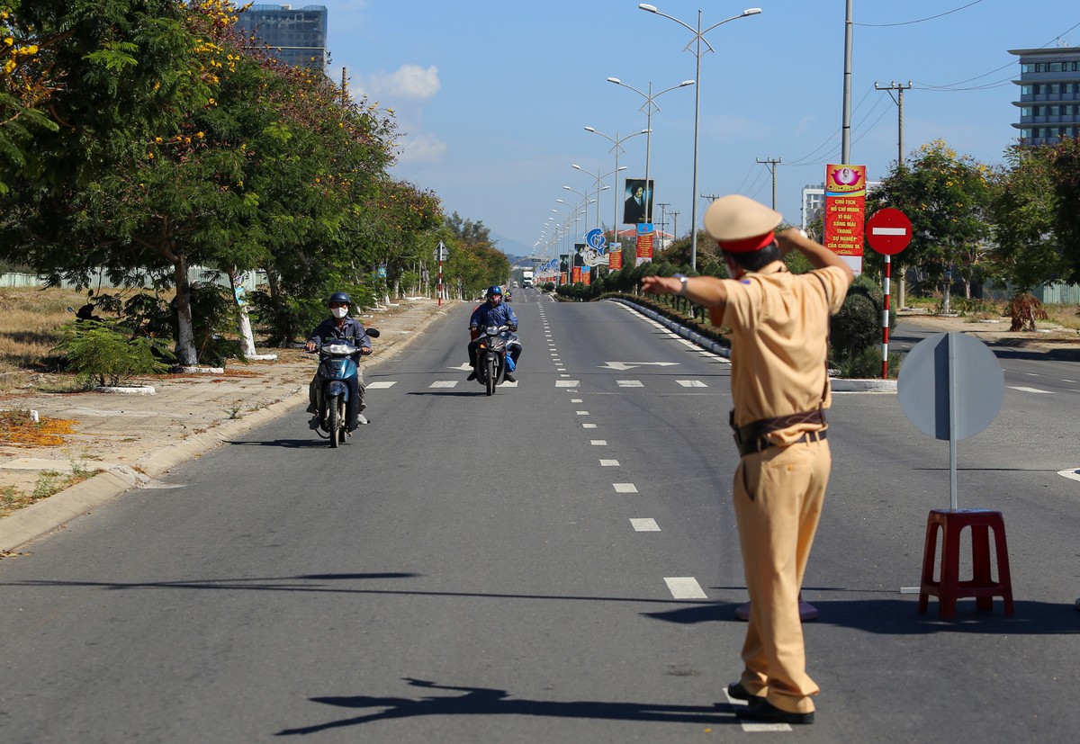 TP HCM tìm tài xế xe ôm chở vợ của bệnh nhân võ sư