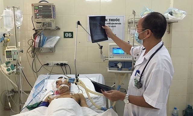 Nguy hiểm chết người khi nhầm sốt xuất huyết với Covid-19