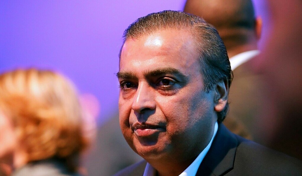 Mukesh Ambani, chủ tịch công ty Reliance. Ảnh: Reuters