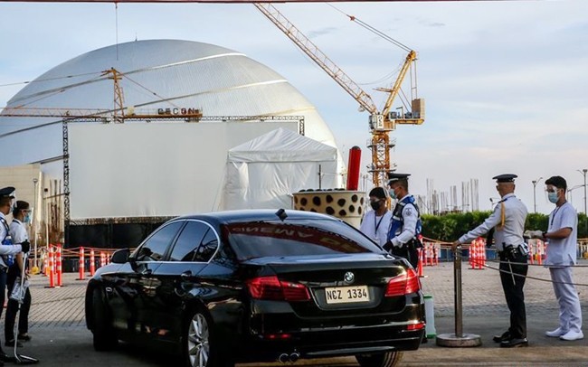 Tiếp tục hỗ trợ công dân Việt Nam về nước