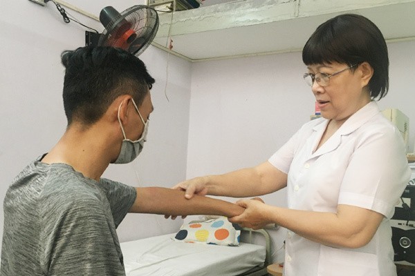 Nơi những bác sĩ không có lương, bệnh nhân được điều trị miễn phí