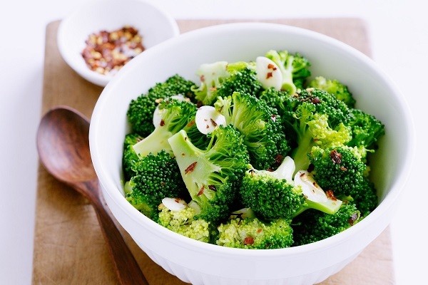 Thực đơn giảm cân với bông cải xanh rất dễ ăn, dễ chế biến