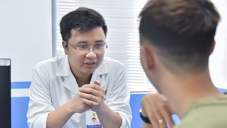 Cảnh báo tổn thương thần kinh vì bóng cười