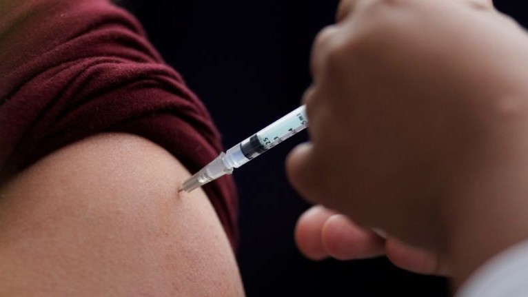 Bác sĩ viêm não tủy sau khi tiêm vaccine Covid-19