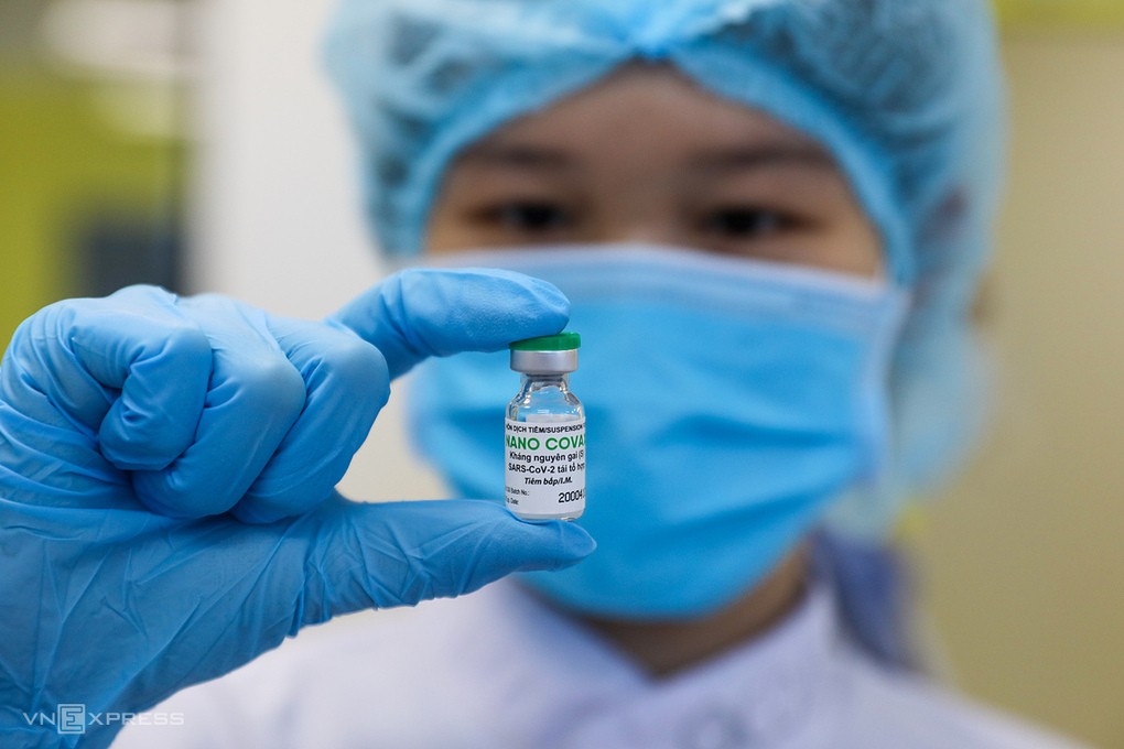 40 tình nguyện viên tiêm thử Nanocovax khỏe mạnh