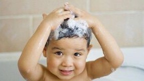 Trẻ em có cần tắm mỗi ngày?