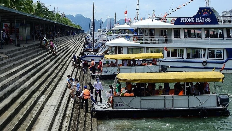 Quang Ninh, Hai Phong tourist attractions shut amid Covid-19 surge