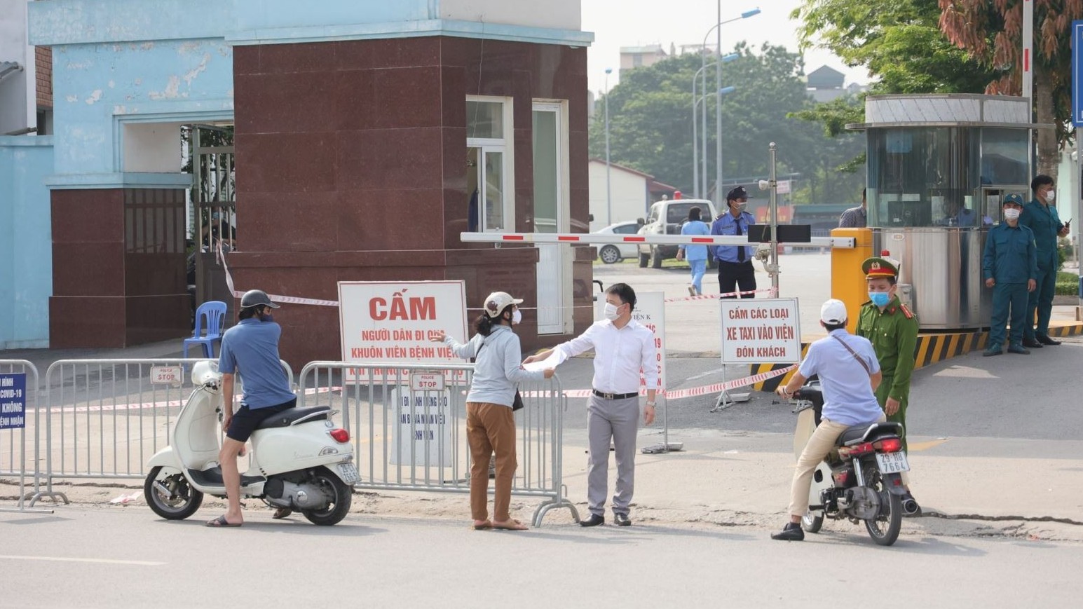 Hà Nam thêm 1 người dương tính nCoV sau 13 ngày bay cùng ca Covid-19