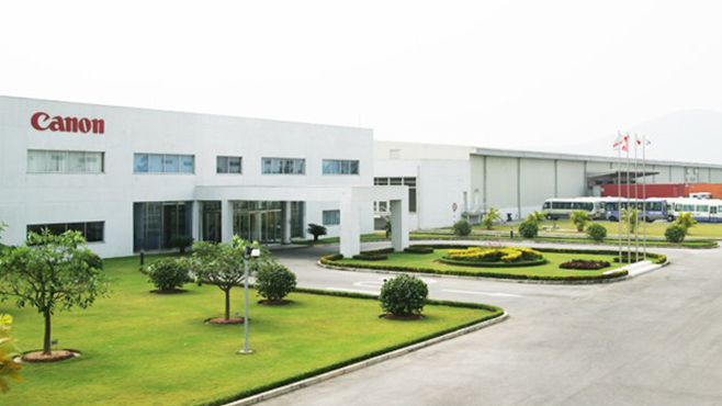 Covid-19 hotspot Bac Ninh permits reopening of Canon factory