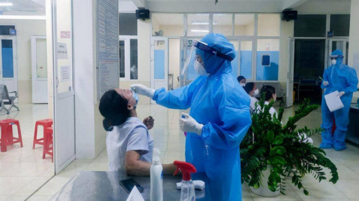 Covid-19 ngày 16/6: 79% ca nhiễm cộng đồng, TP.HCM tính cách ly F1 tại nhà