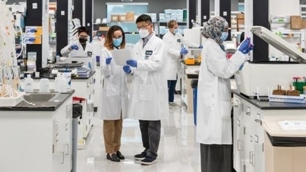 Vingroup receives mRNA COVID-19 vaccine production technology