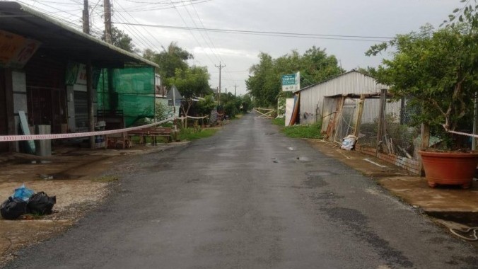 Đình chỉ 1 Phó chủ tịch xã để người dân đi đám tang làm lây lan dịch bệnh