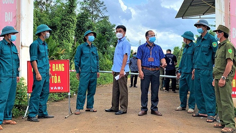 Buôn làng Tây Nguyên phòng, chống dịch