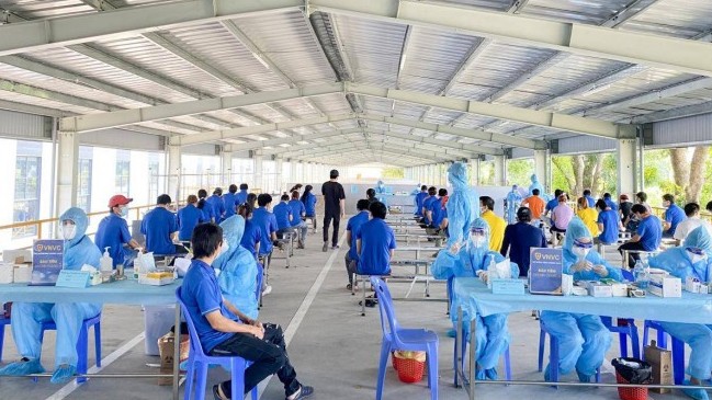 Hà Nội thêm 51 ca Covid-19, có 23 trường hợp phát hiện tại cộng đồng