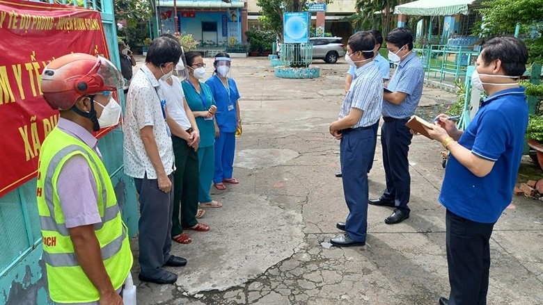 TP Hồ Chí Minh có khoảng 45.000 người cần theo dõi, chăm sóc bệnh Covid-19 tại nhà