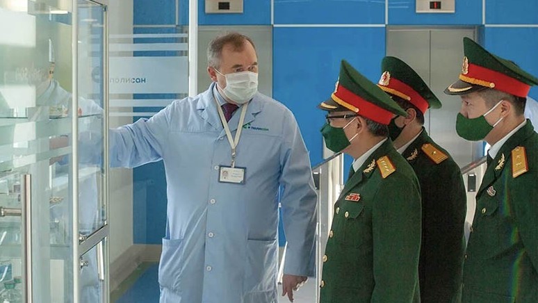 Saint Petersburg viện trợ thuốc điều trị Covid-19 cho Việt Nam