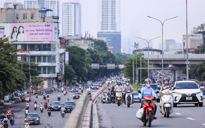 Giao thông ở Hà Nội nhộn nhịp trong ngày đầu dỡ bỏ 39 chốt kiểm soát Giao thông ở Hà Nội nhộn nhịp trong ngày đầu dỡ bỏ 39 chốt kiểm soát