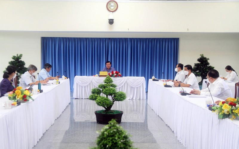 Đồng Nai ưu tiên tiêm hai mũi vaccine phòng Covid-19 cho shipper và lái xe