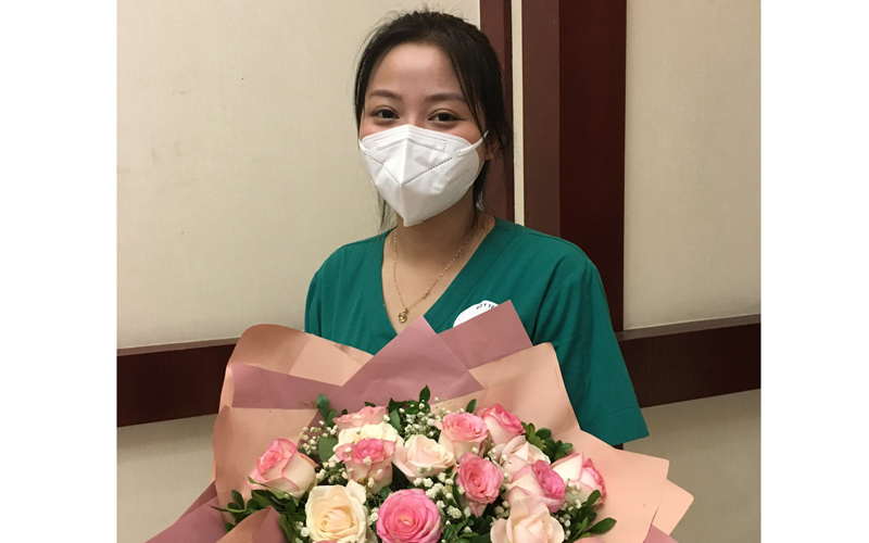 Ngày trở về từ tâm dịch của các chiến sĩ áo trắng Ngày trở về từ tâm dịch của các chiến sĩ áo trắng