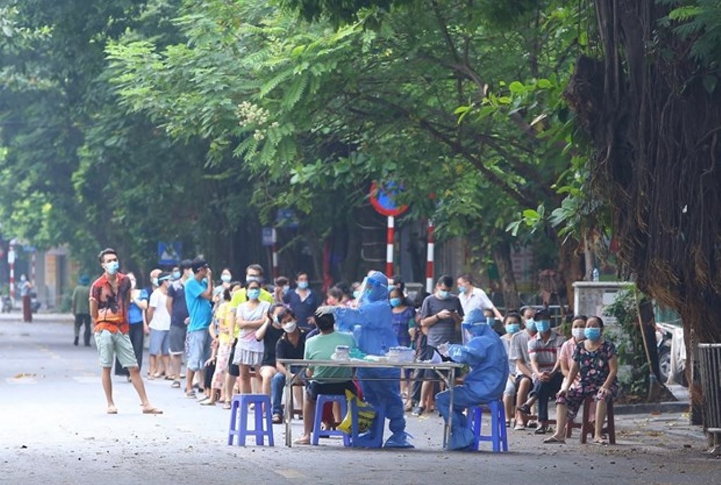 Hà Nội xét nghiệm diện rộng cho cư dân quanh Bệnh viện Việt - Đức Hà Nội xét nghiệm diện rộng cho cư dân quanh Bệnh viện Việt - Đức
