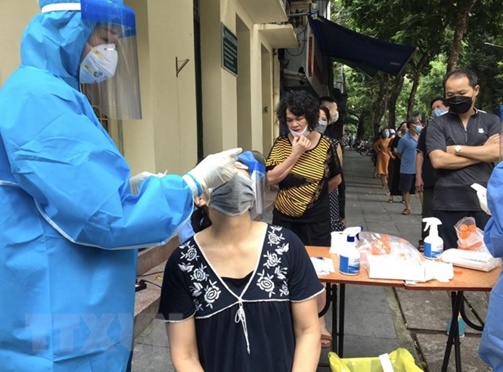 Hà Nội xét nghiệm diện rộng cho cư dân quanh Bệnh viện Việt - Đức Hà Nội xét nghiệm diện rộng cho cư dân quanh Bệnh viện Việt - Đức