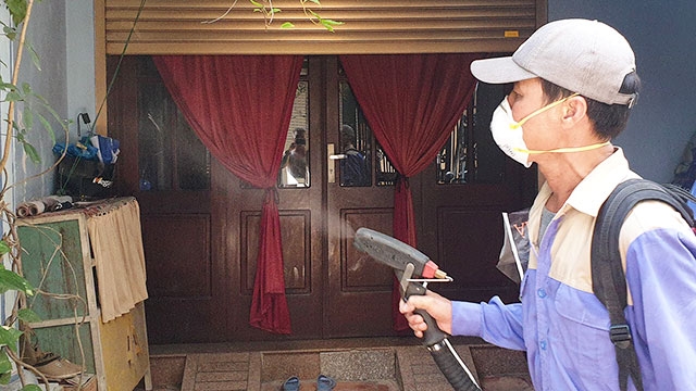 Cảnh báo vào mùa sốt xuất huyết Cảnh báo vào mùa sốt xuất huyết