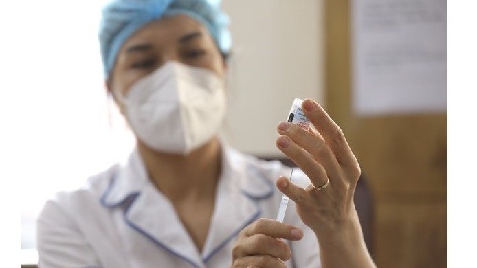 Vietnam eyes vaccinating children against COVID-19 in October