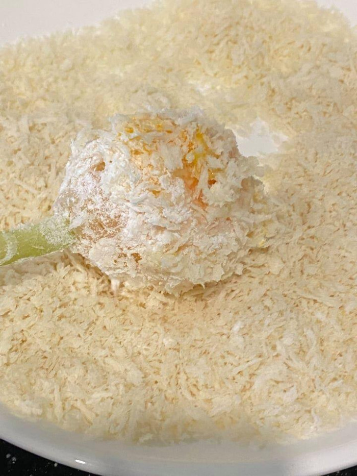 Trứng gà đừng luộc hay kho, làm trứng chảy chiên xù ai thấy cũng thèm