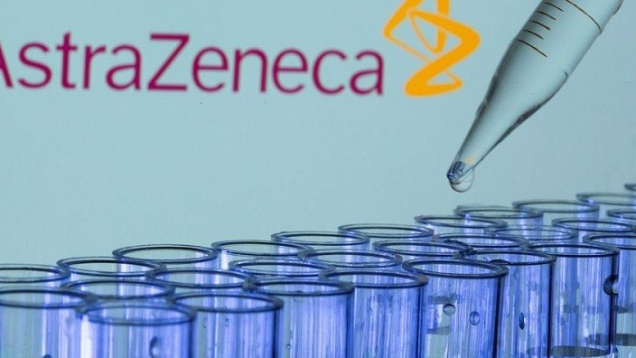 AstraZeneca đánh giá tác động của biến thể Covid-19 mới đối với vaccine