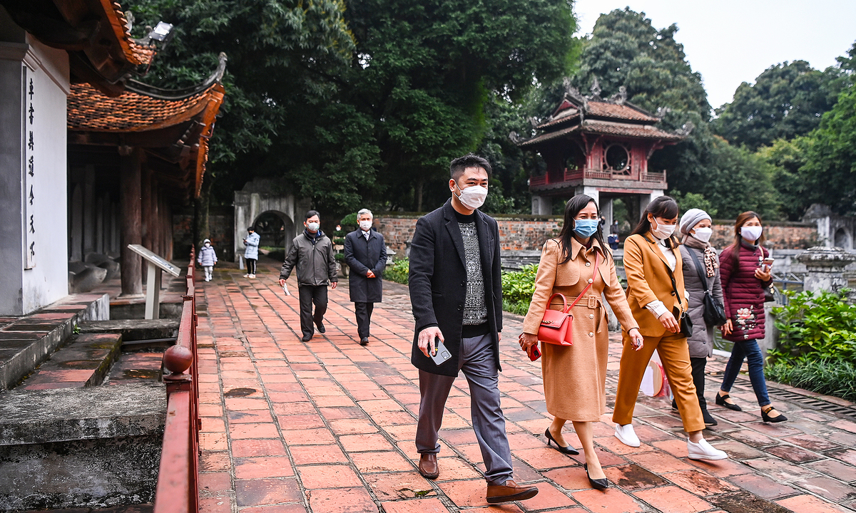 Vietnam confirms 48,431 new Covid-19 cases
