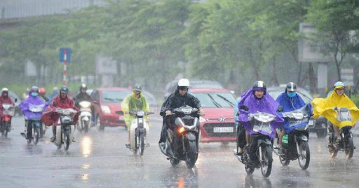 Hà Nội dự báo mưa to, lốc sét đến hết nghỉ lễ 30/4-1/5
